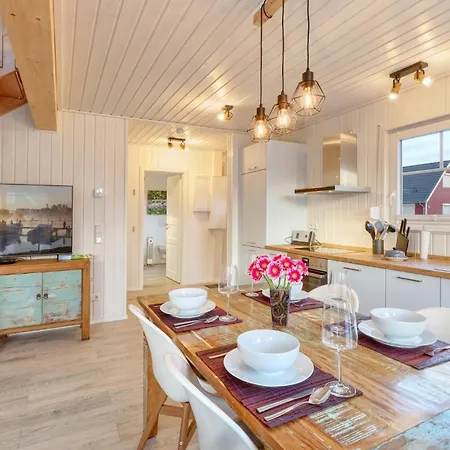 Stunning In Wandlitz Ot Holiday home