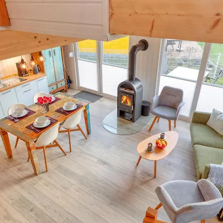Stunning In Wandlitz Ot Holiday home Zerpenschleuse